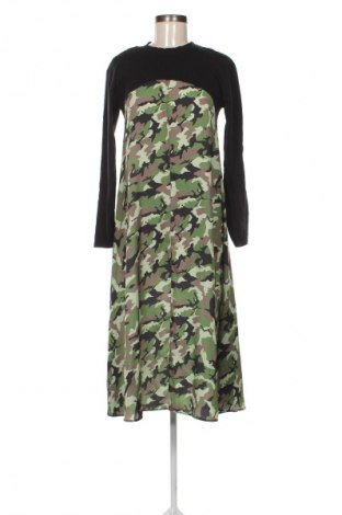 Šaty  Zara, Veľkosť S, Farba Viacfarebná, Cena  17,39 €