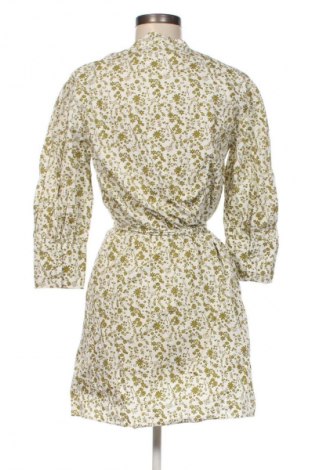 Рокля Zara, Размер XS, Цвят Многоцветен, Цена 22,99 лв.