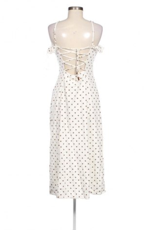 Kleid Zara, Größe M, Farbe Ecru, Preis 17,39 €