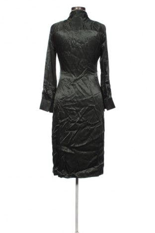 Kleid Zara, Größe M, Farbe Grün, Preis 21,99 €