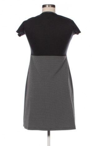 Rochie Zara, Mărime XL, Culoare Multicolor, Preț 71,00 Lei