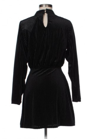 Φόρεμα Zara, Μέγεθος S, Χρώμα Μαύρο, Τιμή 31,68 €