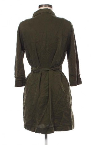 Kleid Zara Trafaluc, Größe S, Farbe Grün, Preis 24,49 €