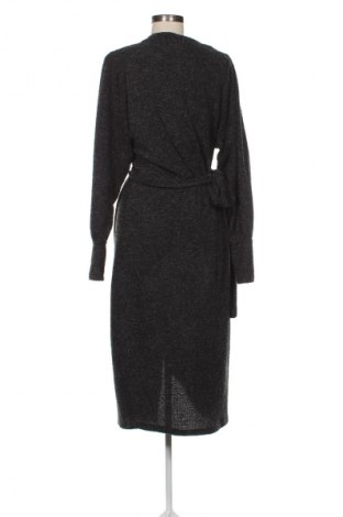 Šaty  Zara Trafaluc, Veľkosť M, Farba Sivá, Cena  25,00 €