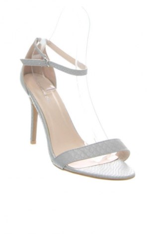 Σανδάλια Glamorous, Μέγεθος 38, Χρώμα Γκρί, Τιμή 59,99 €
