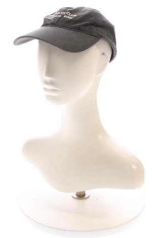 Căciulă Reserved, Culoare Gri, Preț 27,99 Lei