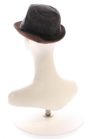 Căciulă Unbranded, Culoare Multicolor, Preț 24,99 Lei