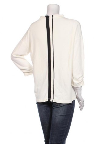 Дамска блуза S.Oliver, Размер L, Цвят Екрю, 49% модал, 45% полиестер, 6% еластан, Цена 55,50 лв.