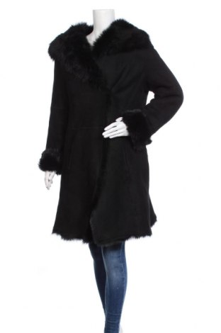 Дамско кожено палто UGG Australia, Размер L, Цвят Черен, Цена 2 333,40 лв.