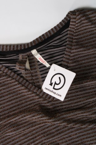 Γυναικεία μπλούζα I.Code, Μέγεθος M, Χρώμα Πολύχρωμο, Τιμή 1,60 €