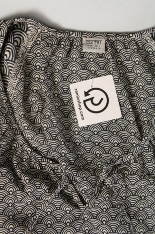 Damen Shirt Esprit, Größe S, Farbe Mehrfarbig, Preis 2,00 €