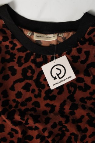 Γυναικεία μπλούζα In Wear, Μέγεθος M, Χρώμα Πολύχρωμο, Τιμή 21,03 €