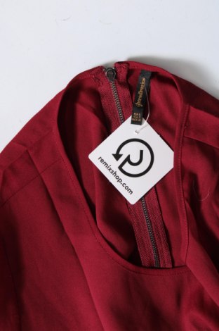 Damen Shirt Stradivarius, Größe S, Farbe Rot, Preis € 1,59