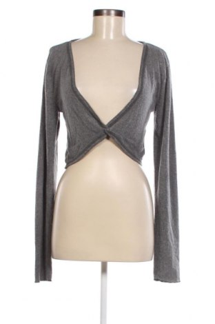 Дамска блуза Urban Outfitters, Размер XL, Цвят Сив, Цена 5,04 лв.