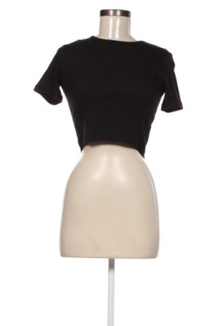 Дамска блуза Weekday, Размер S, Цвят Черен, Цена 11,20 лв.