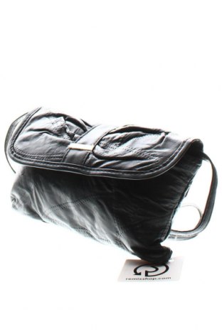 Дамска чанта Stefano, Цвят Черен, Цена 51,15 лв.