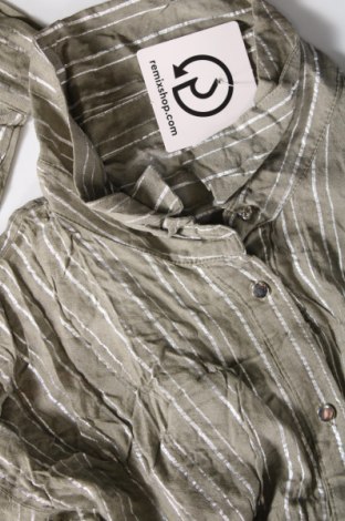 Dámska košeľa , Veľkosť M, Farba Viacfarebná, Cena  1,56 €