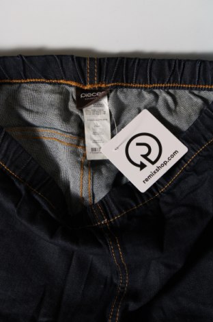 Dámske džínsy  Pieces, Veľkosť S, Farba Modrá, Cena  2,18 €