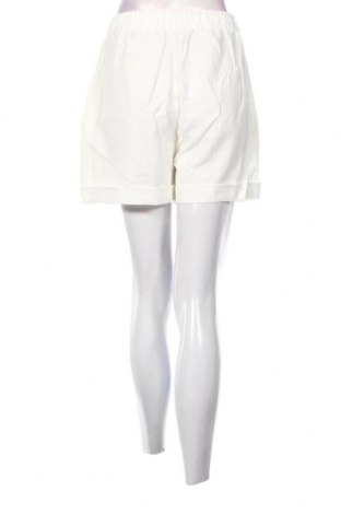 Γυναικείο κοντό παντελόνι, Μέγεθος M, Χρώμα Εκρού, Τιμή 4,15 €