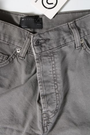 Pantaloni scurți de femei ASOS, Mărime M, Culoare Gri, Preț 236,84 Lei