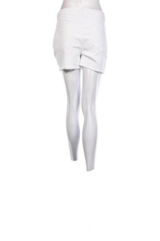 Дамски къс панталон Ajc, Размер L, Цвят Бял, Цена 11,16 лв.