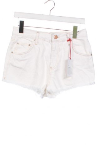 Γυναικείο κοντό παντελόνι BDG, Μέγεθος S, Χρώμα Λευκό, Τιμή 4,45 €