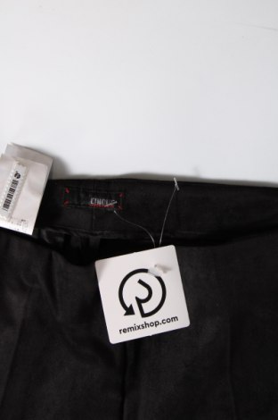 Дамски къс панталон Cinque, Размер L, Цвят Черен, Цена 9,18 лв.