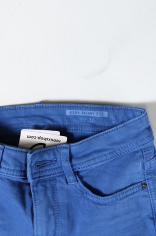 Γυναικείο κοντό παντελόνι Edc By Esprit, Μέγεθος XS, Χρώμα Μπλέ, Τιμή 5,20 €