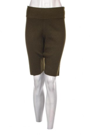 Дамски къс панталон Fashion Union, Размер M, Цвят Зелен, Цена 12,96 лв.