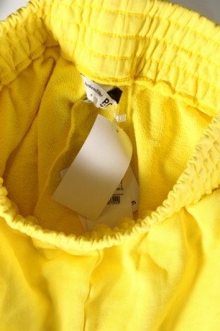 Γυναικείο κοντό παντελόνι Hunkemoller, Μέγεθος S, Χρώμα Κίτρινο, Τιμή 5,94 €