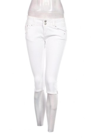Дамски къс панталон Ltb, Размер S, Цвят Бял, Цена 20,88 лв.