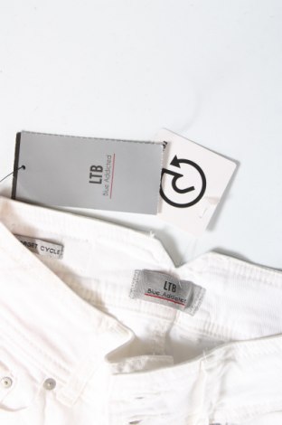 Γυναικείο κοντό παντελόνι Ltb, Μέγεθος XS, Χρώμα Λευκό, Τιμή 10,02 €