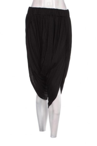 Дамски къс панталон New Laviva, Размер M, Цвят Черен, Цена 11,52 лв.