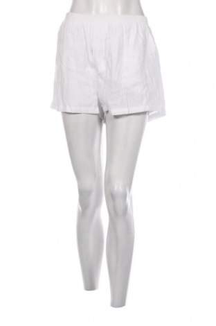 Γυναικείο κοντό παντελόνι Pull&Bear, Μέγεθος XL, Χρώμα Λευκό, Τιμή 5,43 €
