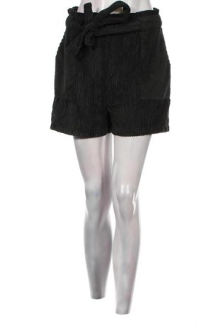 Damen Shorts Tissaia, Größe M, Farbe Grün, Preis 2,12 €