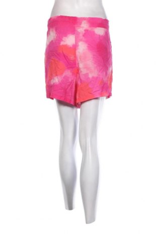 Дамски къс панталон Torstai, Размер M, Цвят Розов, Цена 10,80 лв.