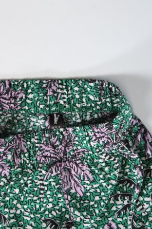 Дамски къс панталон Undiz, Размер XS, Цвят Многоцветен, Цена 7,20 лв.