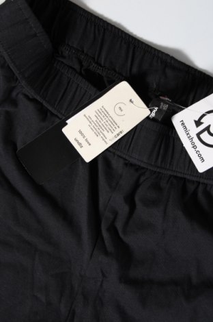 Дамски къс панталон Undiz, Размер M, Цвят Черен, Цена 72,00 лв.