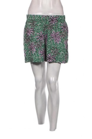 Γυναικείο κοντό παντελόνι Undiz, Μέγεθος M, Χρώμα Πράσινο, Τιμή 12,62 €