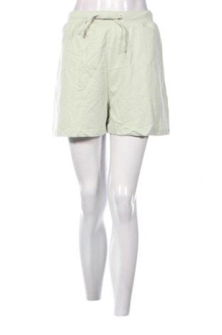 Γυναικείο κοντό παντελόνι Urban Bliss, Μέγεθος XL, Χρώμα Πράσινο, Τιμή 6,55 €