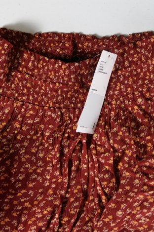 Дамски къс панталон Urban Outfitters, Размер XS, Цвят Червен, Цена 12,96 лв.