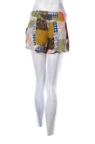 Pantaloni scurți de femei Urban Outfitters, Mărime XS, Culoare Multicolor, Preț 21,32 Lei