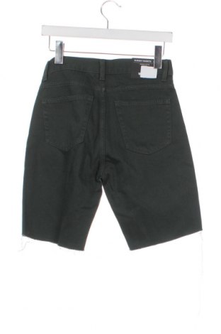 Дамски къс панталон Weekday, Размер S, Цвят Зелен, Цена 28,00 лв.