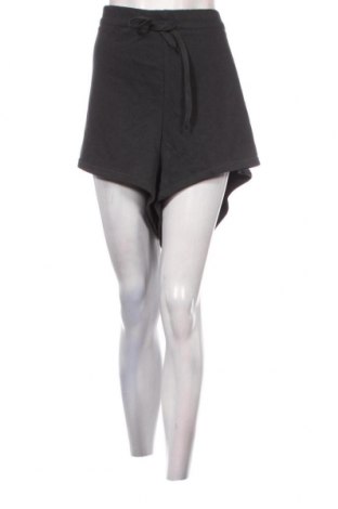 Γυναικείο κοντό παντελόνι Weekday, Μέγεθος 3XL, Χρώμα Γκρί, Τιμή 5,92 €