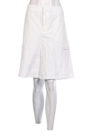 Дамски къс панталон Weekday, Размер XL, Цвят Бял, Цена 16,52 лв.