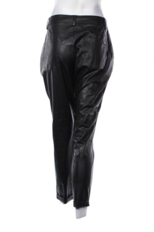Γυναικείο παντελόνι δερμάτινο Comma,, Μέγεθος M, Χρώμα Μαύρο, Τιμή 75,26 €