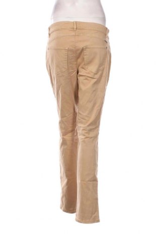 Дамски панталон Ascari Jeans, Размер M, Цвят Бежов, Цена 5,80 лв.