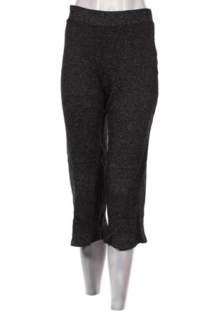 Дамски панталон Bershka, Размер M, Цвят Черен, Цена 4,35 лв.
