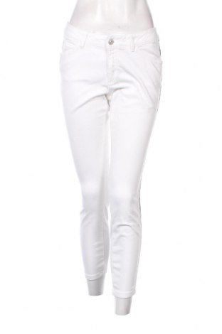 Дамски панталон Comma,, Размер M, Цвят Бял, Цена 146,00 лв.