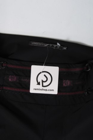 Pantaloni de femei La Mode Est A Vous, Mărime XS, Culoare Negru, Preț 25,72 Lei